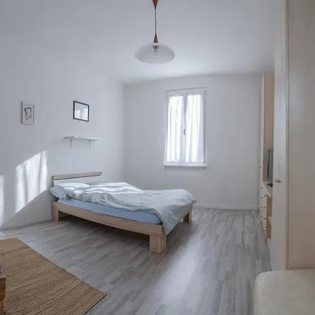 - 10 Min From Duomo Free Parking & Wifi *