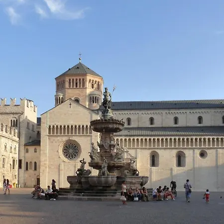 Apartment - 10 Min From Duomo Free Parking & Wifi Trento